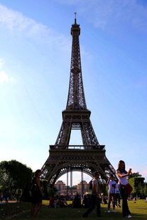 埃菲爾鐵塔 鋼構巨擘的永恒魅力